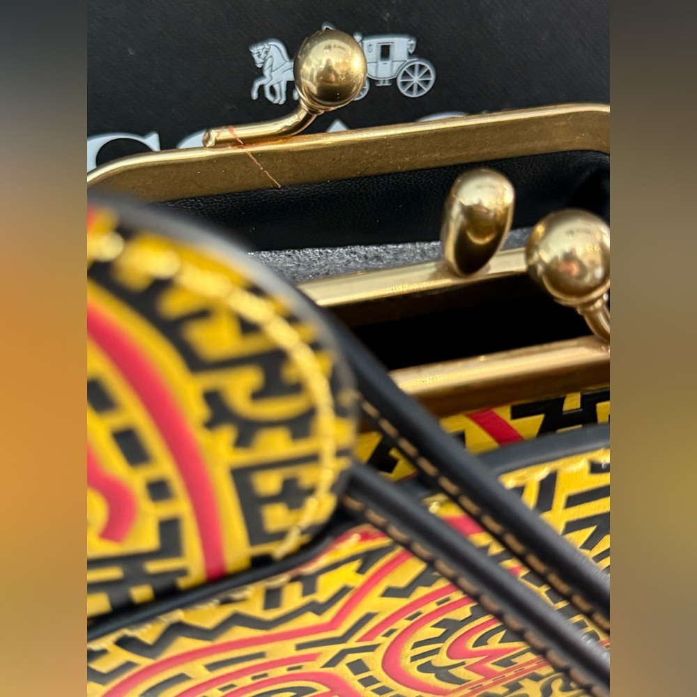 Coach Disney Mickey Mouse x Keith Haring Kisslock Limited Edition Bag ~ NWT - Picture 9 of 16